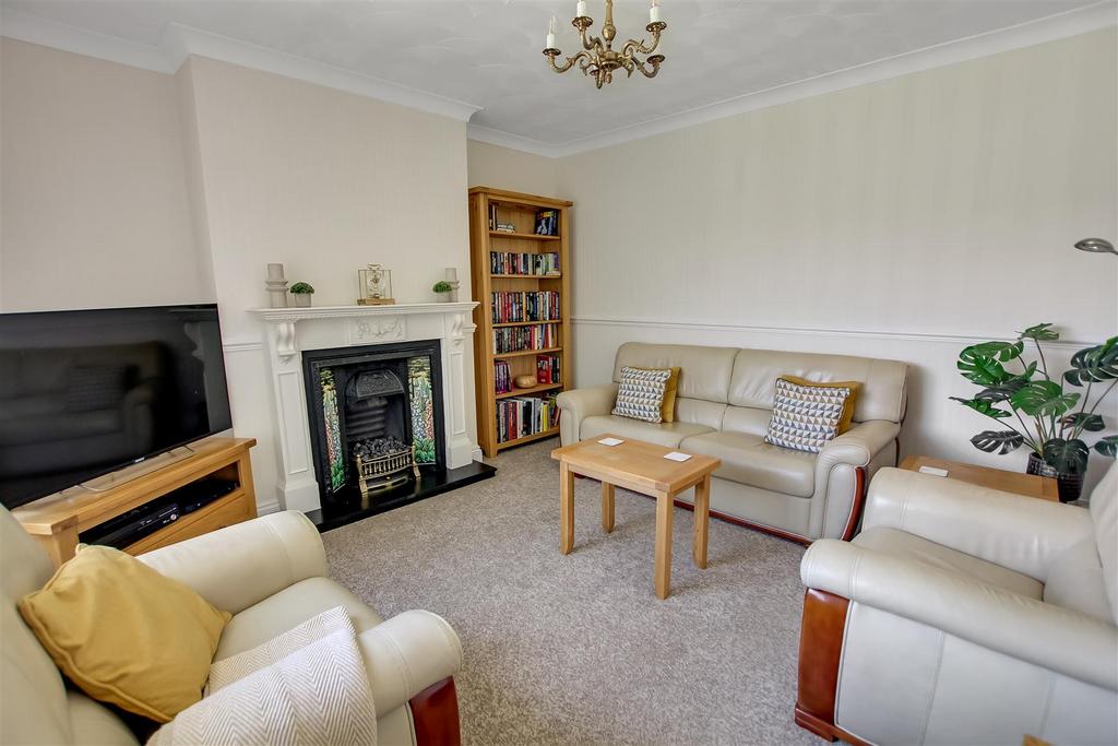 Millfield Avenue, Northallerton 3 bed detached bungalow for sale £330,000