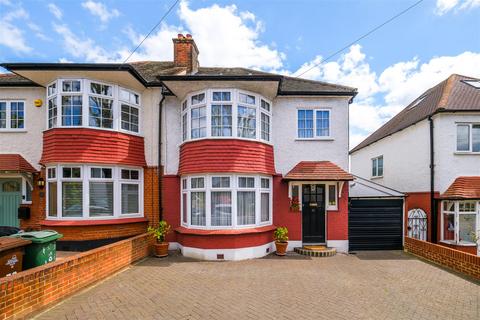3 bedroom semi-detached house for sale, Beresford Road, North Chingford
