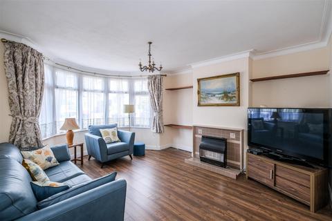 52 Beresford Road, London, E4 6EE