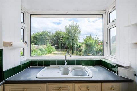 52 Beresford Road, London, E4 6EE