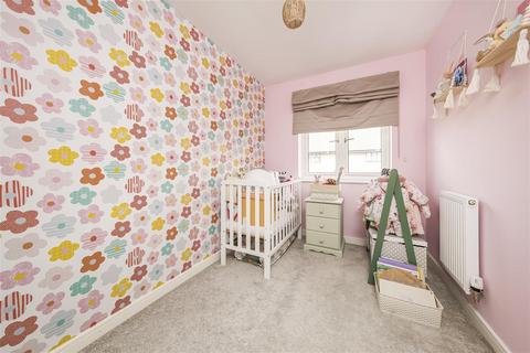8 Birch Ride, Binfield, Bracknell, RG42 4GJ