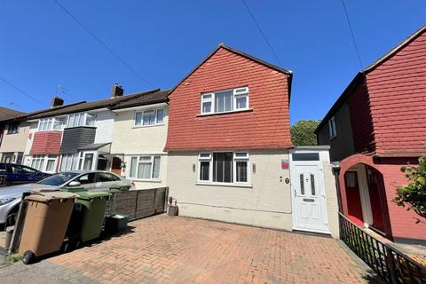 2 bedroom end of terrace house for sale, Arlington Drive, Carshalton SM5