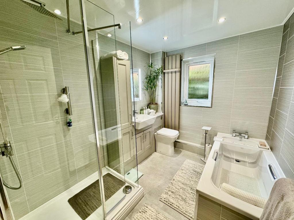 Bathroom/w.c.