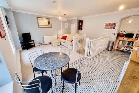 2 bedroom maisonette for sale, Church Stile Flats, Launceston