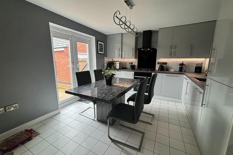 1 Bancroft Close, Wootton, Northampton, NN4 6BN