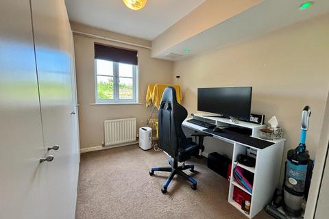 35 Baines Way, Grange Park, Northampton, NN4 5DP