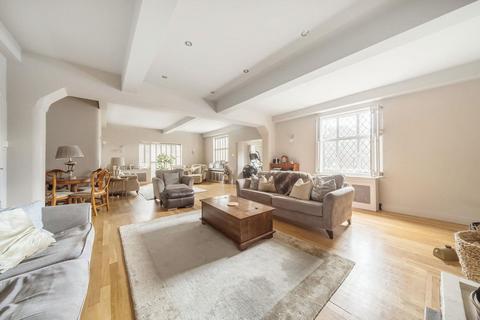 Barnes House Barnes Lane, Kings Langley, WD4 9LB