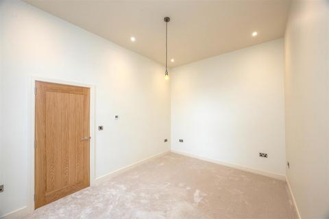 147 Upperthorpe, Sheffield, S6 3ND