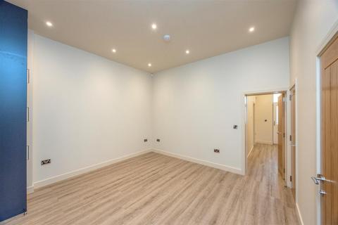 147 Upperthorpe, Sheffield, S6 3ND