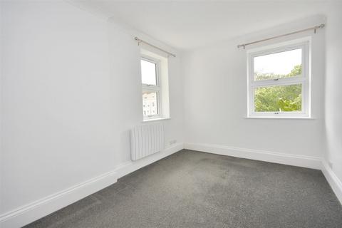 2 bedroom flat for sale, The Avenue, Eastbourne