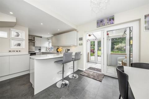 3 Fulford Road, Caterham, CR3 5SQ