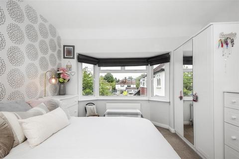 3 Fulford Road, Caterham, CR3 5SQ