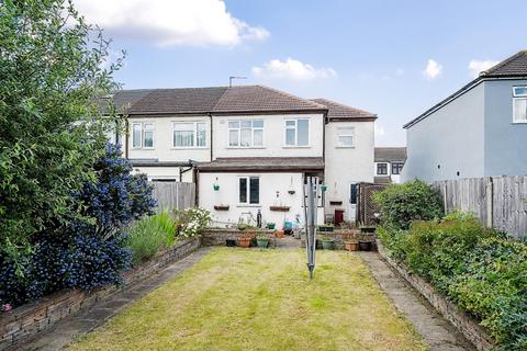 3 bedroom end of terrace house for sale, Chestnut Avenue, Hornchurch