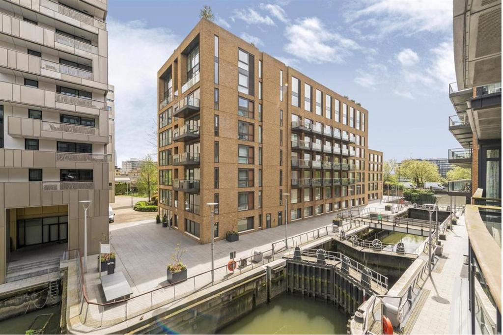 Grosvenor Waterside, Gatliff Road, London, SW1 W 8 Q