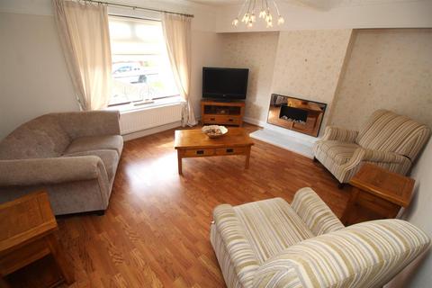 3 bedroom terraced house for sale, Auchmead Road, Greenock