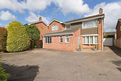 45 Churchfield Road, Upton St Leonards, Gloucester, GL4 8BA
