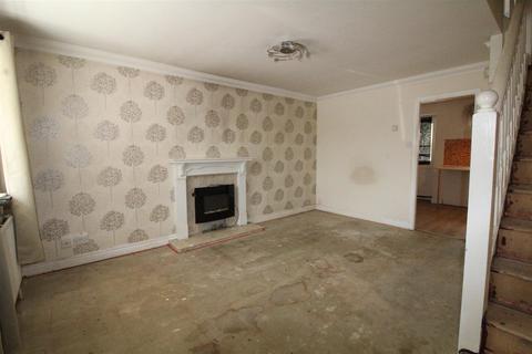 2 bedroom semi-detached house for sale, Oakenshaw Court, Wyke, Bradford
