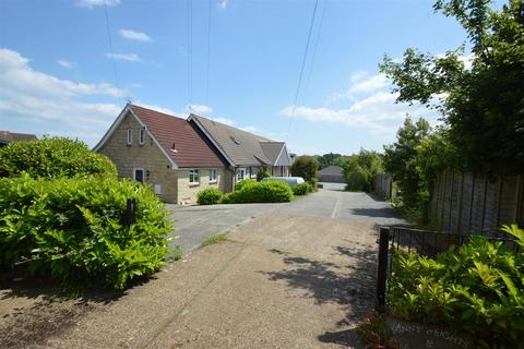 3 bedroom terraced house for sale, BINSTEAD