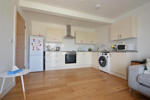 3 bedroom terraced house for sale, BINSTEAD