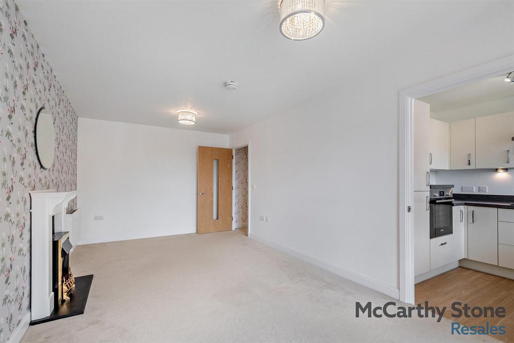 8656517-interior03-800.jpg