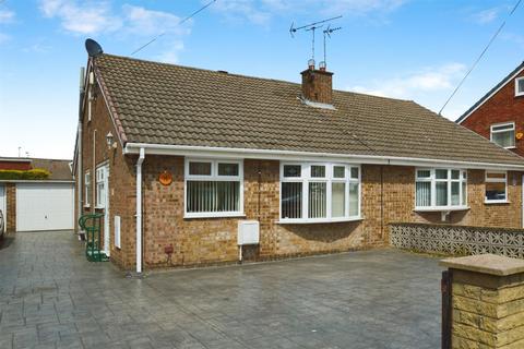 2 bedroom semi-detached bungalow for sale, Loxley Green, Anlaby Common