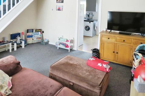 2 bedroom end of terrace house for sale, The Chase, Brandon IP27