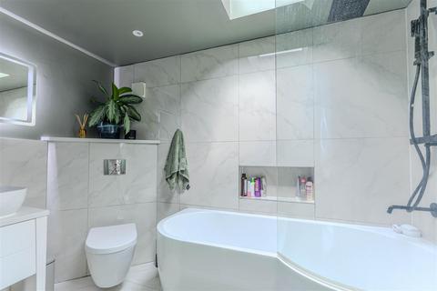 19 Claverham Way, Battle, TN33 0JE
