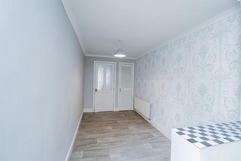 16 Balfour Terrace, Middlesbrough, TS5 5HY