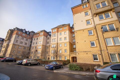 3 bedroom flat for sale, Eagles View, Livingston EH54