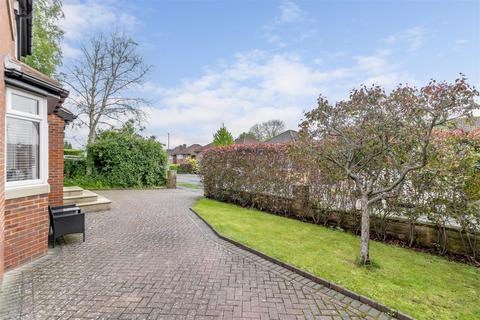 5 bedroom detached house for sale, Tredgold Crescent, Bramhope, Leeds