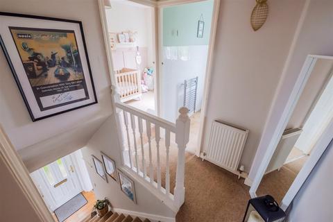 52 Daisy Road, Brighouse, HD6 3SX