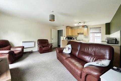 2 bedroom flat for sale, Hessle Road, Hull HU4