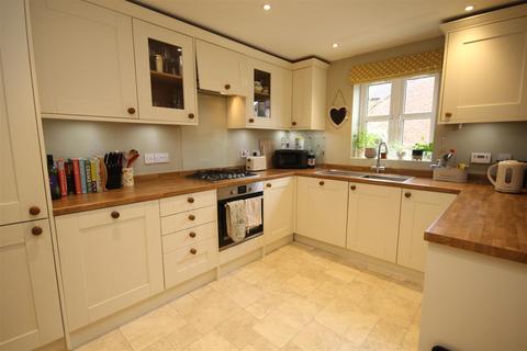 4 bedroom semi-detached house for sale, Jersey Close, Coventry