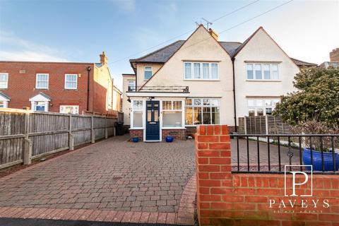 3 bedroom semi-detached house for sale, Old Road, Frinton-On-Sea