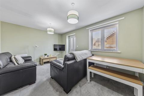 8 Simford Way, Whitehouse, Milton Keynes, MK8 1DQ