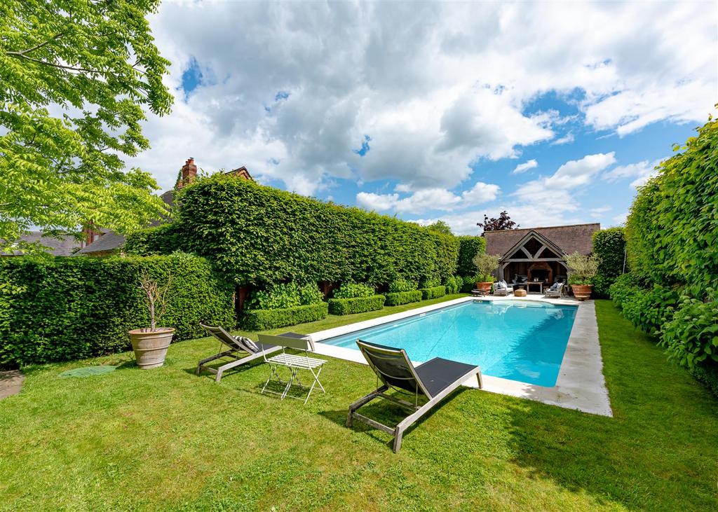 Heathton House-garden27 JUN24.jpg