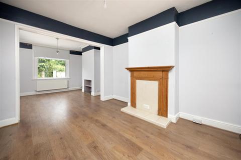 8 Linden Place, Trowbridge, BA14 9AU