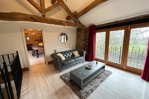 2 bedroom barn conversion to rent, Hideaway Barn, Springbank Farm, Springbank Lane