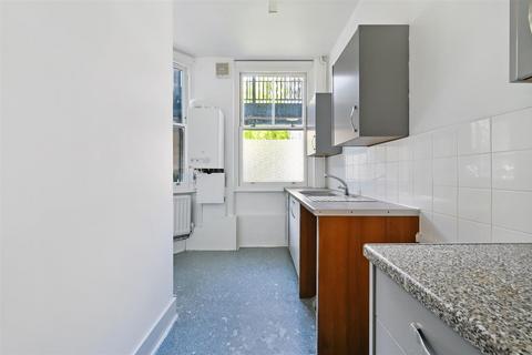 27 Holsworthy Square, London, WC1X 0BA