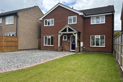 4 bedroom detached house for sale, Pretoria Road, Kirby Muxloe, Leicester