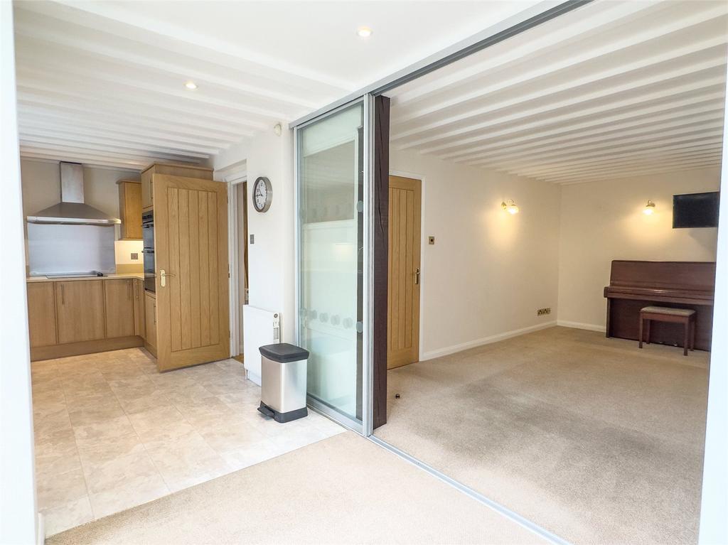 Kitchen/Living Room