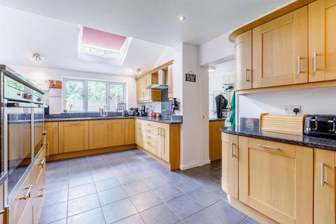 4 bedroom link detached house to rent, Faringdon SN7