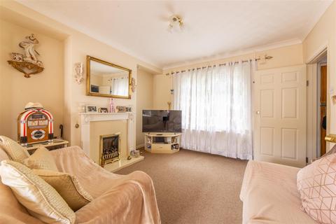 3 bedroom semi-detached house for sale, The Avenue, Pontypool NP4