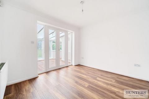 3 bedroom detached house for sale, Greenhaven Drive, Thamesmead