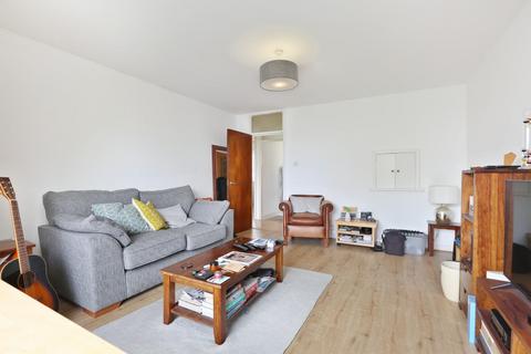 2 bedroom apartment for sale, Horniman Drive, London
