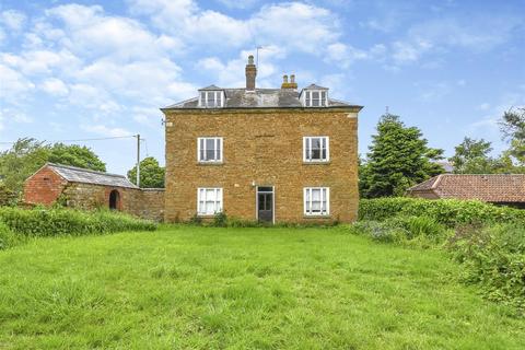 5 bedroom character property for sale, Eastwell Road, Scalford, Melton Mowbray