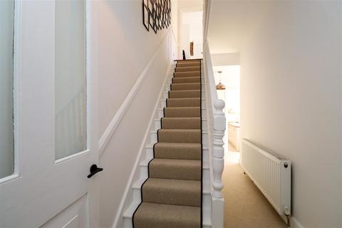 51 Fleet Road, Fleet, GU51 3PJ