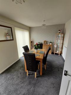 3 bedroom detached house to rent, Daffodil Place, Walsall