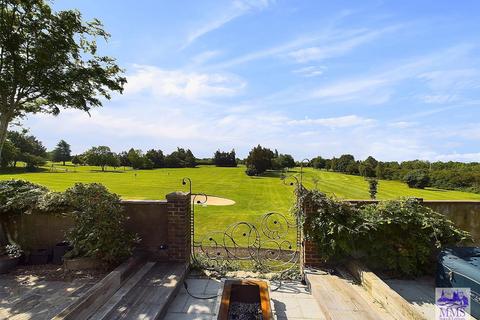 40 Dennis Road, Gravesend, DA11 7NW