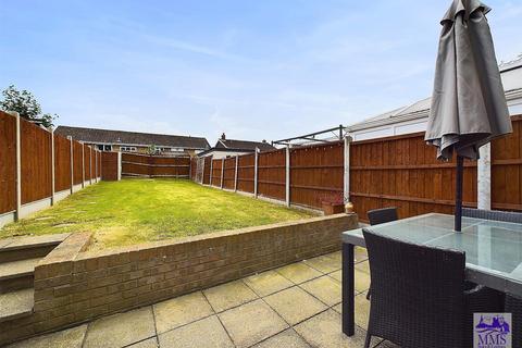 2 bedroom terraced house for sale, Woodside Green, Cliffe Woods